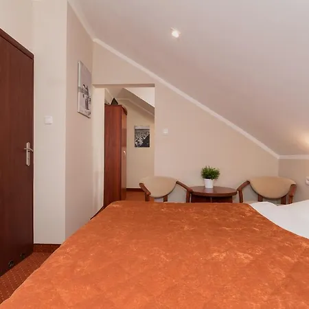 Goscinne Rekin Quarto em Acomodações Particulares Rewal