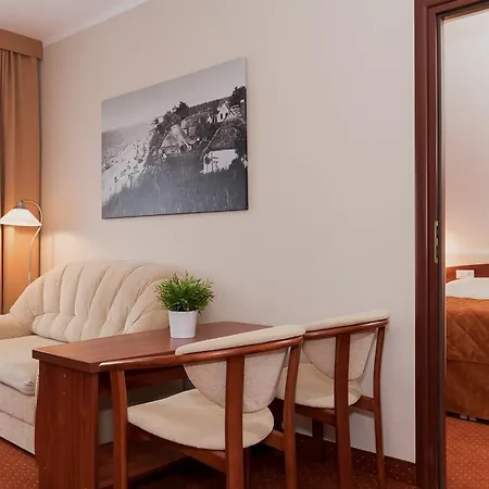 Goscinne Rekin Quarto em Acomodações Particulares *